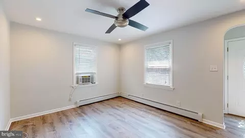439 E Park Ave, Maple Shade, NJ 08052 photo 4