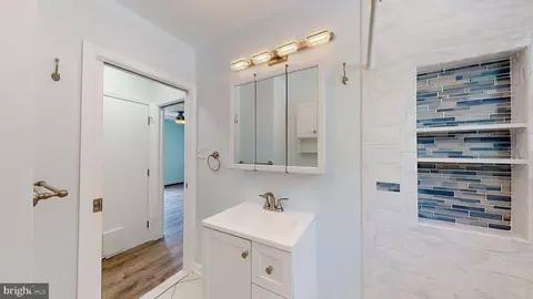 439 E Park Ave, Maple Shade, NJ 08052 photo 17