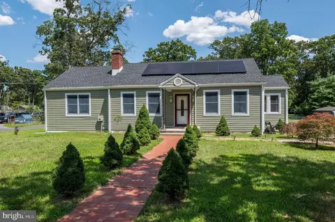 412 Masonville Centerton Rd, Mount Laurel, NJ 08054