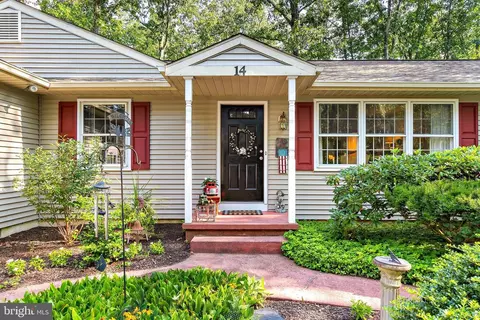 14 Avenue A, Tabernacle, NJ 08088