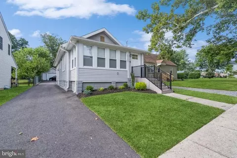 24564 E Main St, Columbus, NJ 08022
