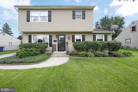 22 Boswell Rd, Marlton, NJ 08053