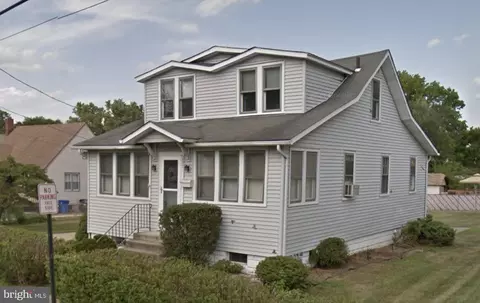 237 S Clinton Ave, Maple Shade, NJ 08052