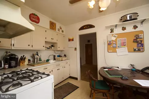 237 S Clinton Ave, Maple Shade, NJ 08052 photo 15