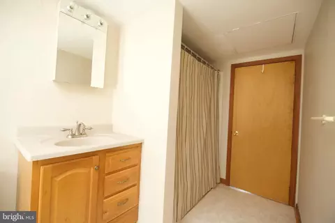 237 S Clinton Ave, Maple Shade, NJ 08052 photo 37