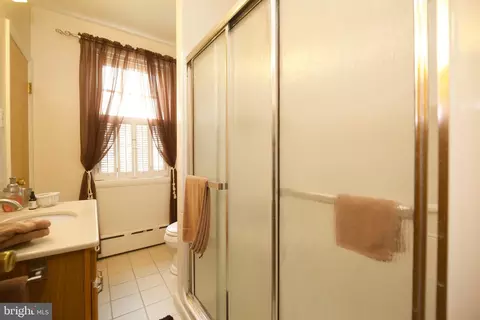 237 S Clinton Ave, Maple Shade, NJ 08052 photo 24