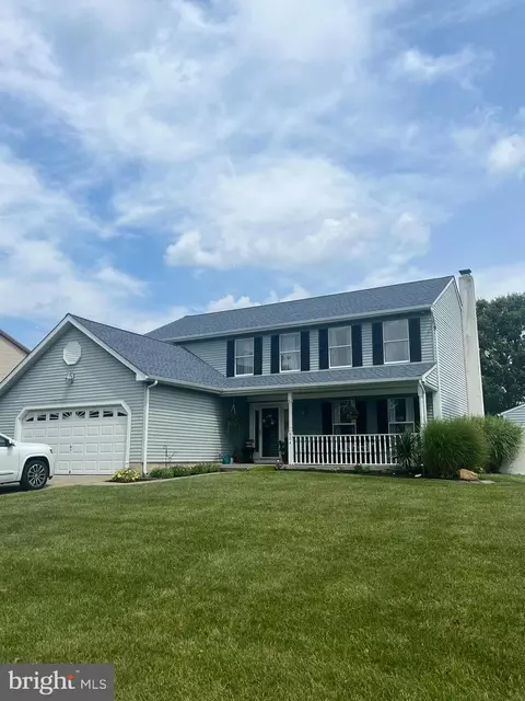 504 Parliament Rd, Marlton, NJ 08053