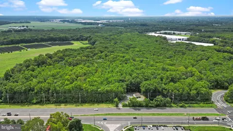 2704 Mount Holly Rd, Burlington, NJ 08016