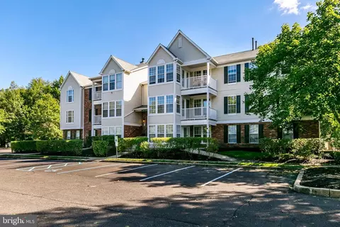 83 Eldon Way, Marlton, NJ 08053