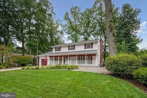 713 Barberry Dr, Cinnaminson, NJ 08077