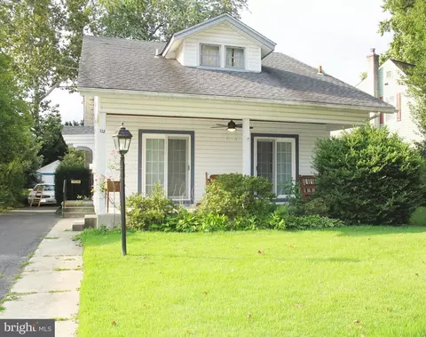 112 Pear St, Palmyra, NJ 08065