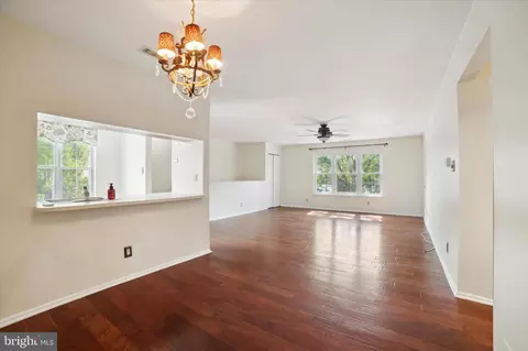 2104 B Denham Ct, Mount Laurel, NJ 08054