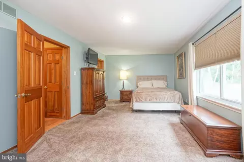 38 Foxchase Rd, Southampton, NJ 08088 photo 37