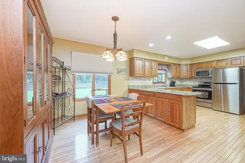 38 Foxchase Rd, Southampton, NJ 08088 photo 7