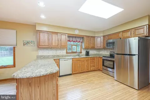 38 Foxchase Rd, Southampton, NJ 08088 photo 9