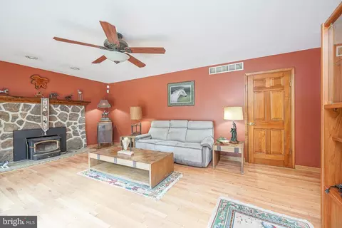 38 Foxchase Rd, Southampton, NJ 08088 photo 22