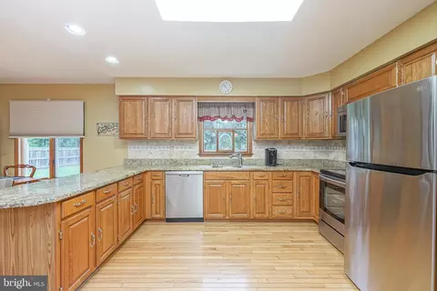38 Foxchase Rd, Southampton, NJ 08088 photo 11