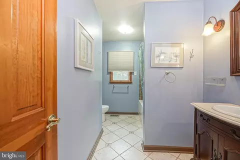 38 Foxchase Rd, Southampton, NJ 08088 photo 32