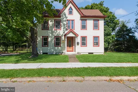 1900 Burlington Ave, Delanco, NJ 08075
