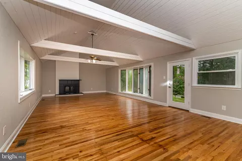 15 Sepulga Dr, Browns Mills, NJ 08015