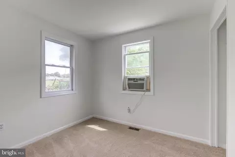 35 W Front St, Palmyra, NJ 08065 photo 20