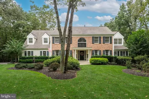 2 Splitrail Ln, Medford, NJ 08055