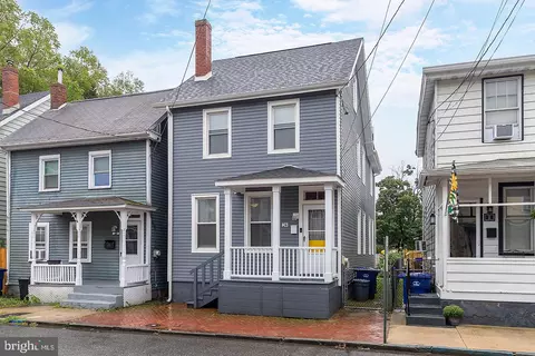 24 Budd St, Mount Holly, NJ 08060