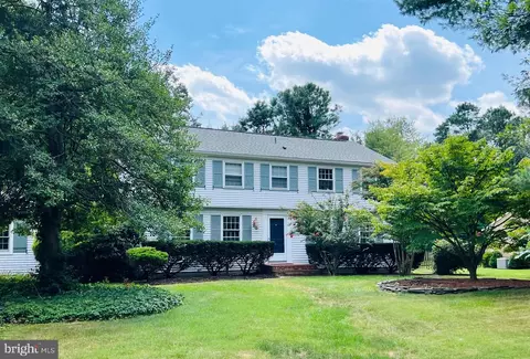 318 Tavistock Dr, Medford, NJ 08055