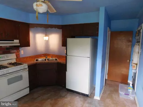 935 Maple Ave, Roebling, NJ 08554 photo 16