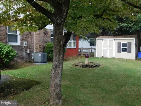 935 Maple Ave, Roebling, NJ 08554 photo 4