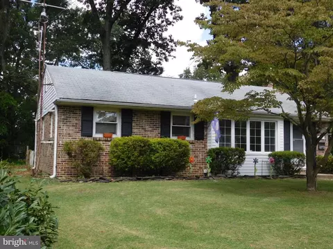 935 Maple Ave, Roebling, NJ 08554 photo 2