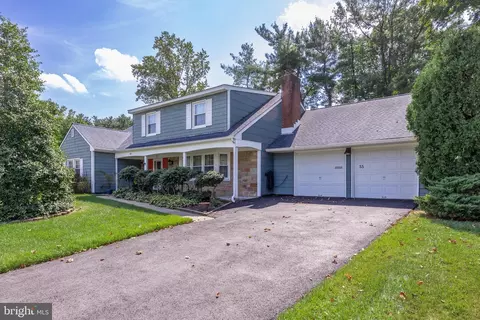55 Edison Ln, Willingboro, NJ 08046