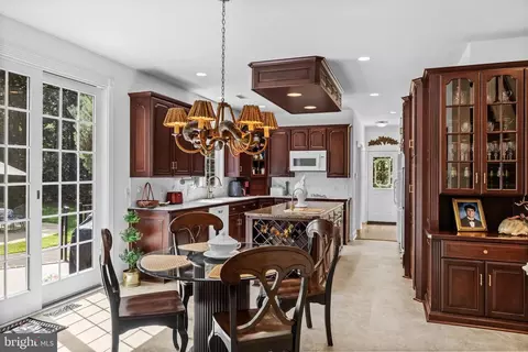 5 Fox Hill Dr, Southampton, NJ 08088 photo 11