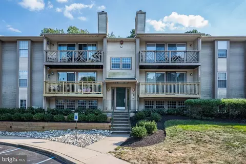 47 Cranberry Ct, Marlton, NJ 08053