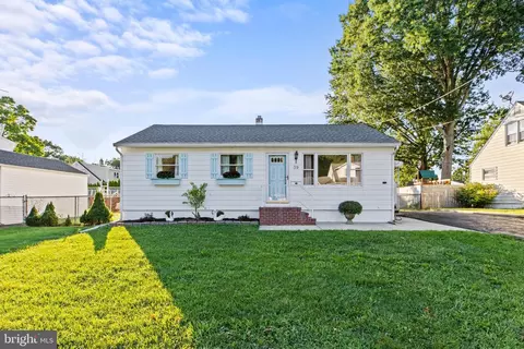 39 Willow Rd, Bordentown, NJ 08505