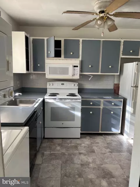 26 Florence Tollgate Pl #7, Florence, NJ 08518