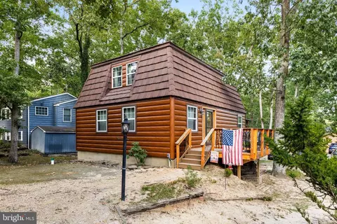 179 Stokes Rd, Medford Lakes, NJ 08055