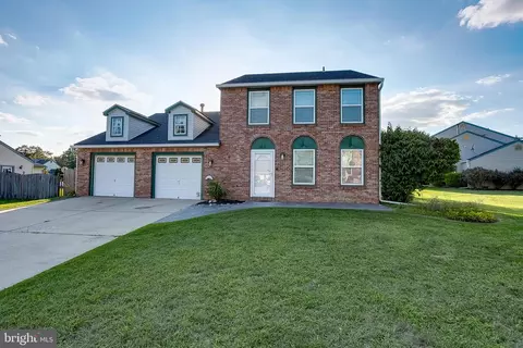 25 Woodhurst Dr, Eastampton, NJ 08060