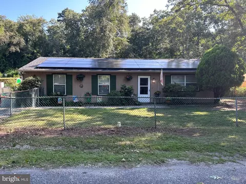 343 Goldenrod St, Browns Mills, NJ 08015