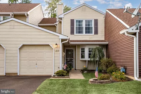 23 Hattaras Ct, Bordentown, NJ 08505
