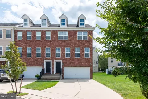 89 Riverwalk Blvd, Burlington, NJ 08016