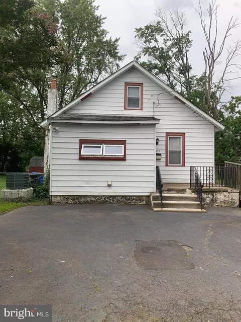 1619 Pennsauken St, Cinnaminson, NJ 08077