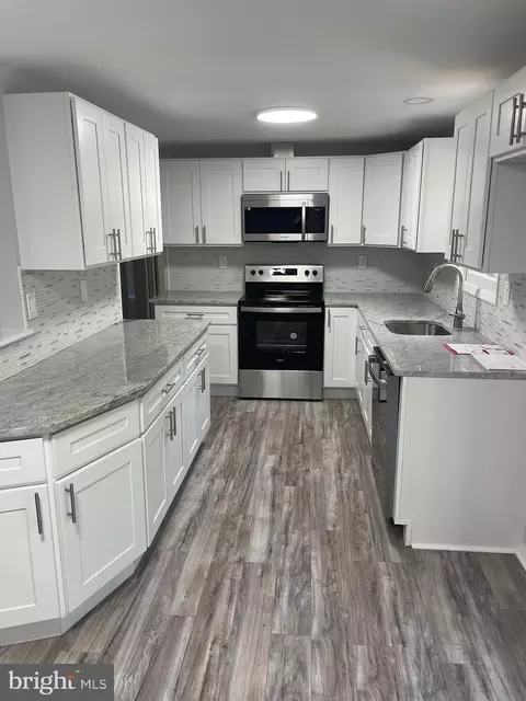 11 Avenue B, Tabernacle, NJ 08088 photo 4