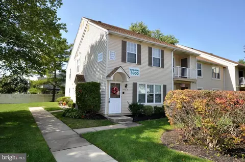 3902 B Adelaide Dr, Mount Laurel, NJ 08054