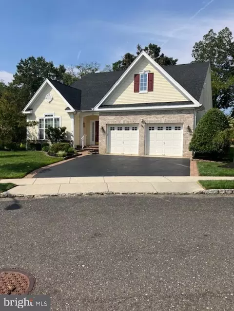 56 Hibiscus Dr, Marlton, NJ 08053