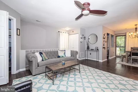 34 Ashley Ct, Marlton, NJ 08053