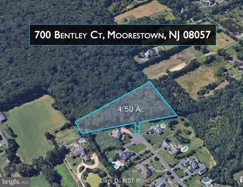 700 Bentley Ct, Moorestown, NJ 08057