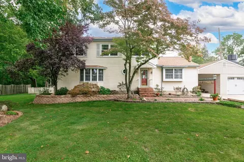 102 Beaver Dam Rd, Southampton, NJ 08088