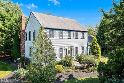 411 Laurel Ridge Rd, Hainesport, NJ 08036
