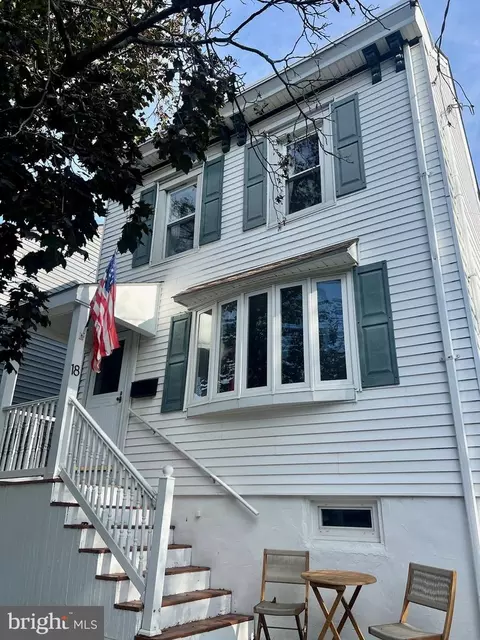 18 Mary St, Bordentown, NJ 08505